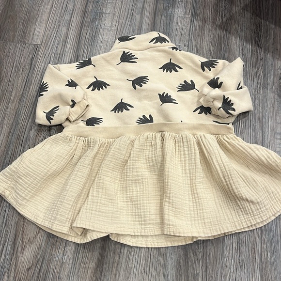 Zara Neutral Sweater Dress - Picture 4 of 6